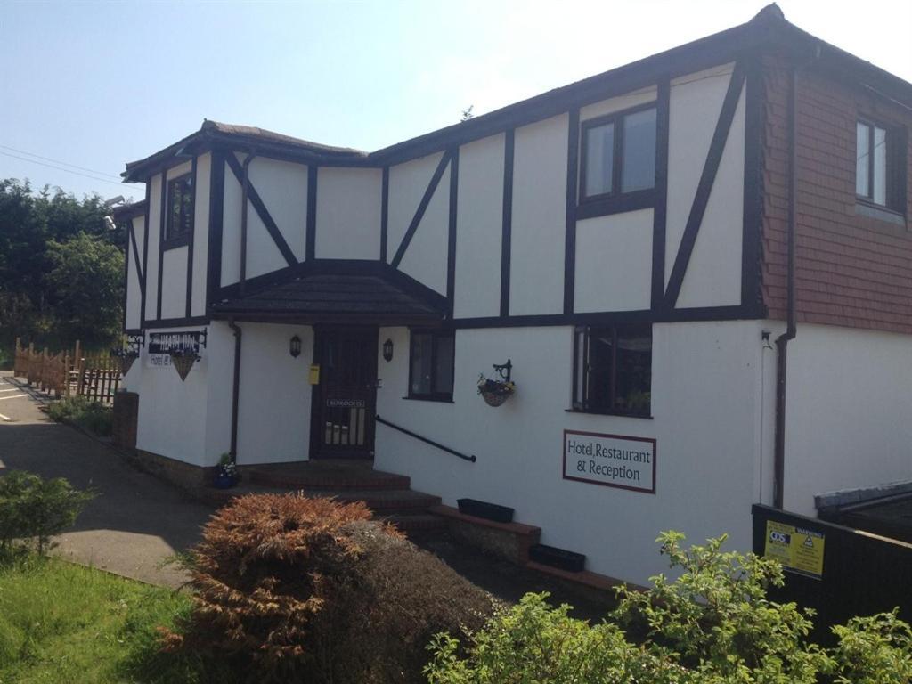 The Heath Inn Leighton Buzzard Exterior photo