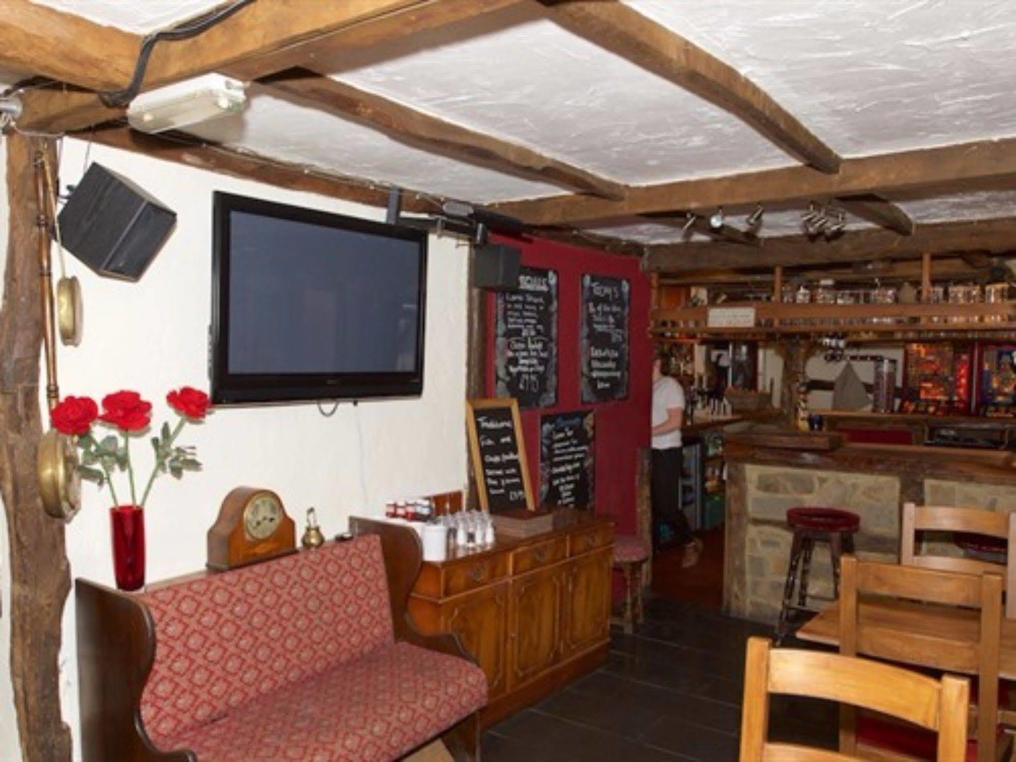The Heath Inn Leighton Buzzard Exterior photo